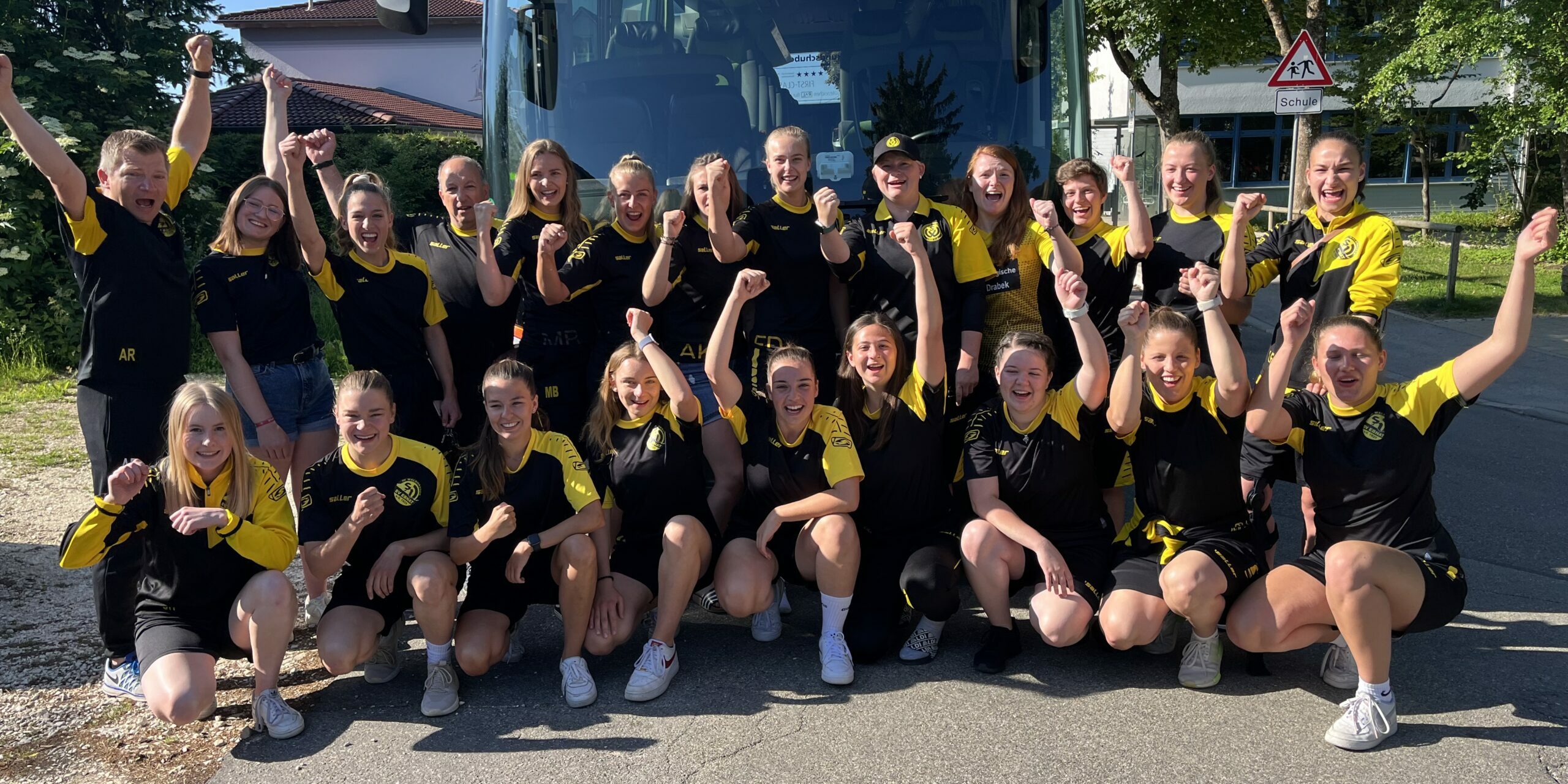 Aktive Frauen Bus 1