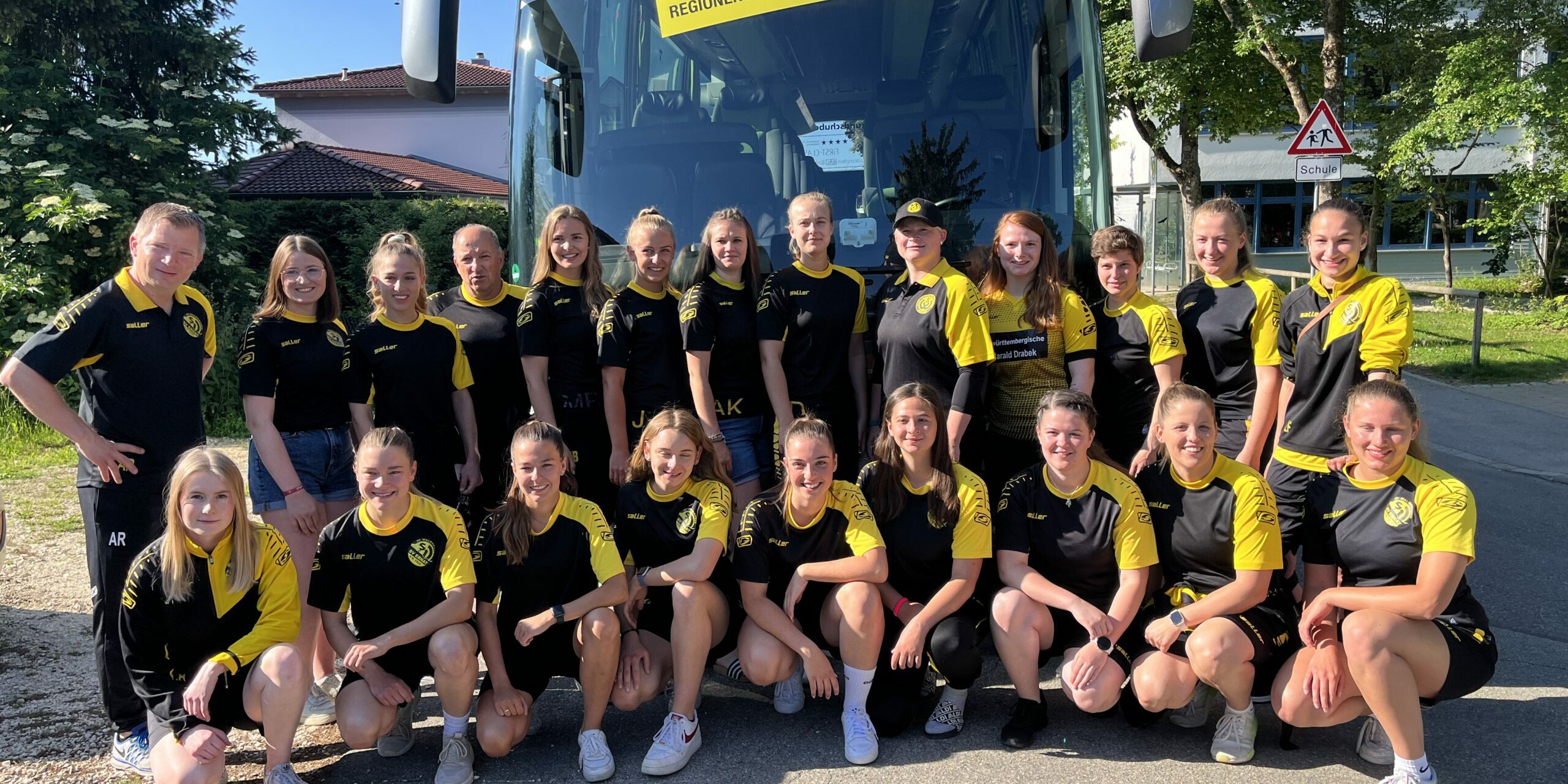 Aktive-Frauen-Bus-2