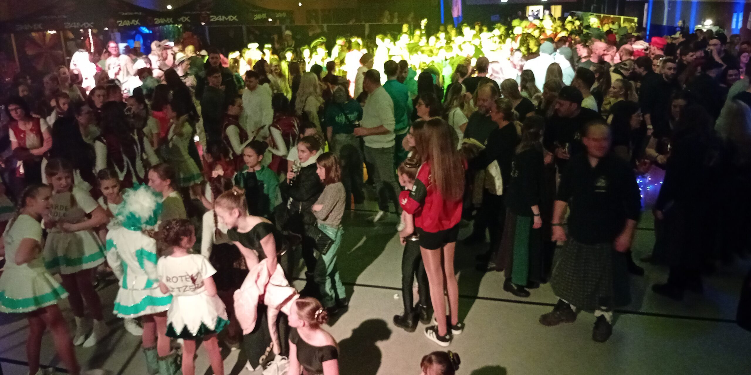 Party 17